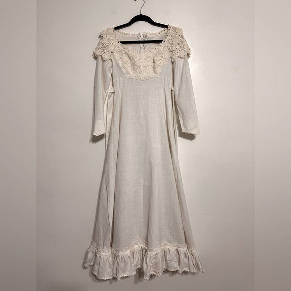 Vintage Dresses & Skirts - Vintage 70’s Prairie Daisy Lace Long Sleeve White Wedding Gown Handmade